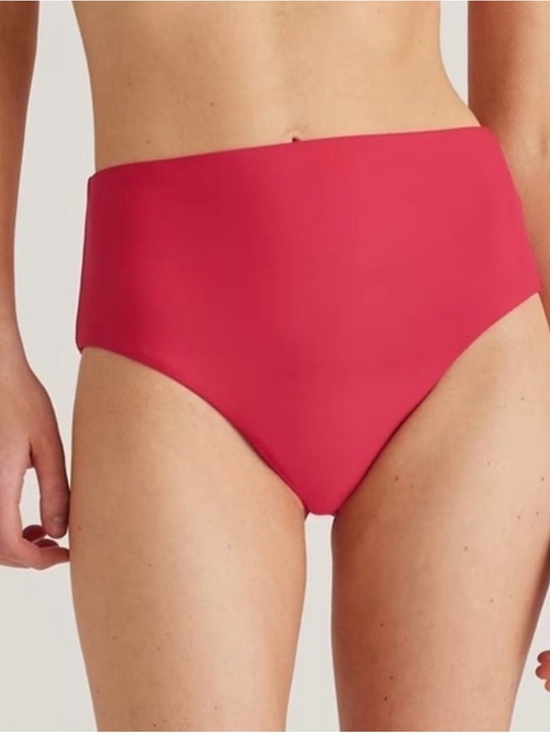 Quince Other - Quince Swim, High-Waisted Bikini Bottoms, size Small, Berry